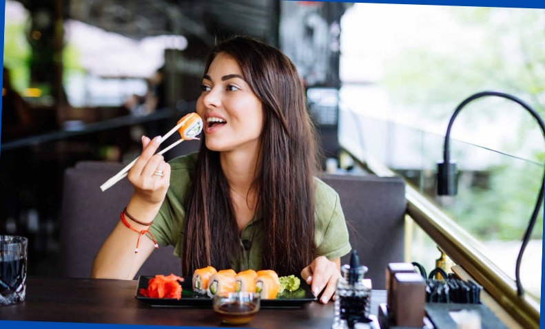 can breastfeeding moms eat sushi